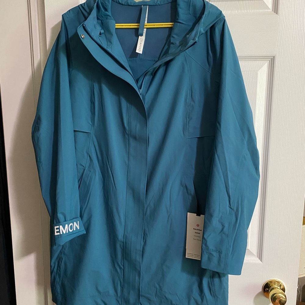 Lululemon Rain Rebel Jacket, NWT, Capture Blue